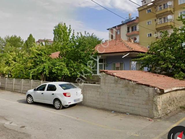 Yeni Mahalle De Satılık 3+1 Müstakil Ev Arsa 451 M2