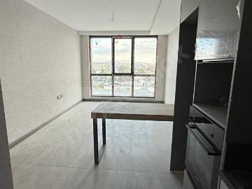 YENİMAHALLE İPEKTAŞ CADDE OTURUM BŞLAMŞ SİTEDE SATILIK 1+1 DAİRE