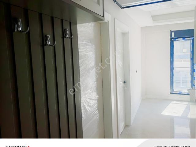 Yeni Mahalle Otoparklı Kiralık Ayrı Mutfaklı Sıfır 1+1 Daire