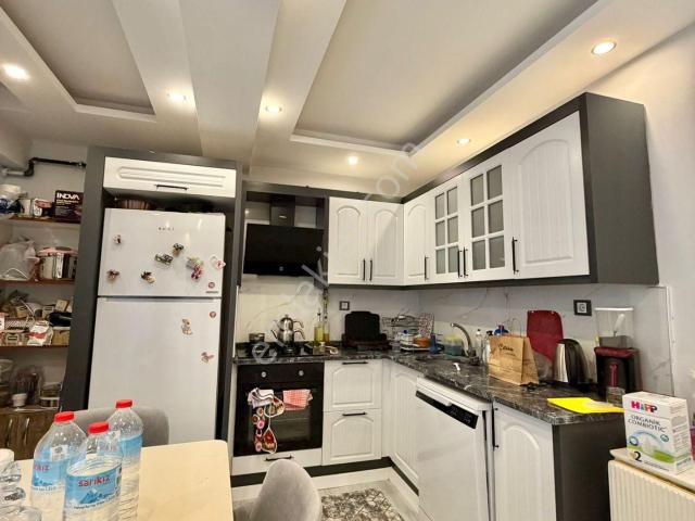 yeni Mahalle Mahallesi 2+1 800m2 5 Katlınınzemin Katı Sıfır Full Balkon Ve 30 M2 Bahçeli