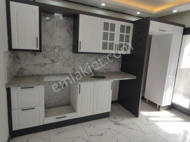 Yeni Mahallede 2+1 Kapalı Mutfaklı Kiralik Daire