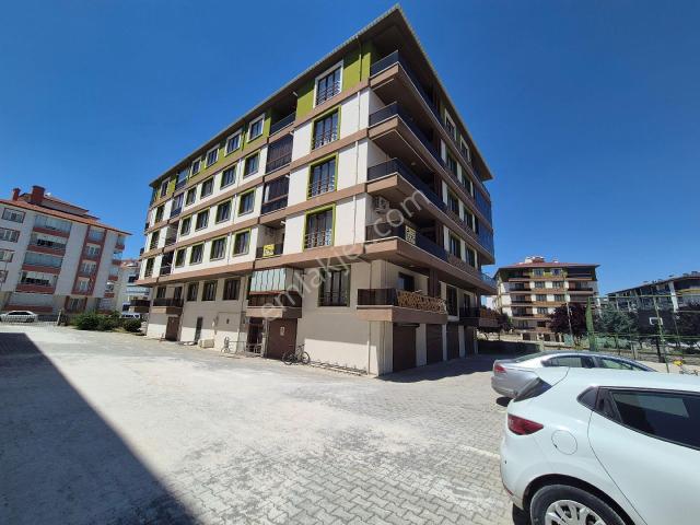 Yeni Mahallede 3+1 Kiralık Daire