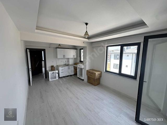 YENİMAHALLEDE ÖNÜ AÇIK, ÇİFT CEPHELİ SIFIR KİRALIK 1+1