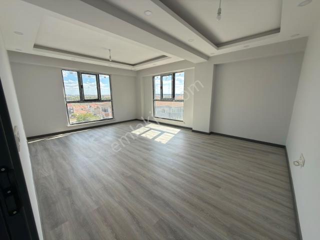 ꧁ Yeni Mah'de ╣çarşı Losyonunda ╠ 3+1 * 142 M² Dairemiz ꧂
