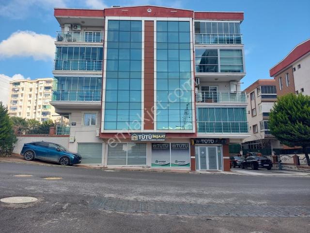 Yeni Metro Karşısı Doğalgazlı Ebeveyn Banyolu 120m2 3+1