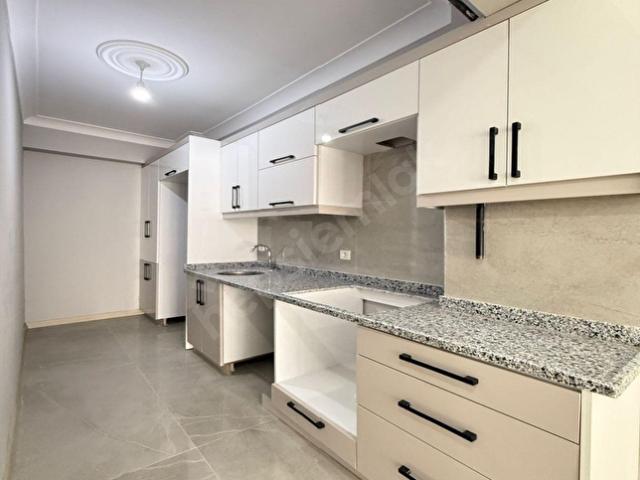 YENİ METRO PROJESİNE YÜRÜME MESAFESİNDE ARA KAT DAİRE
