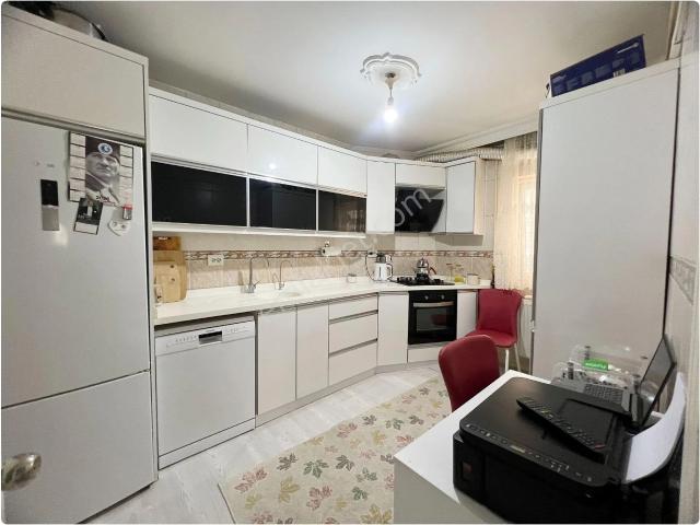 Yeniçağda Ragıp Tüzün, İvedik Cadde Arası Ful Yapılı Satlık 2+1