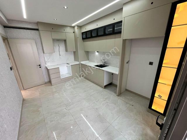 Yenişafak'ta 136m² 2+1 E.banyolu Lüx İşçilikli Satılık Harika Daireler