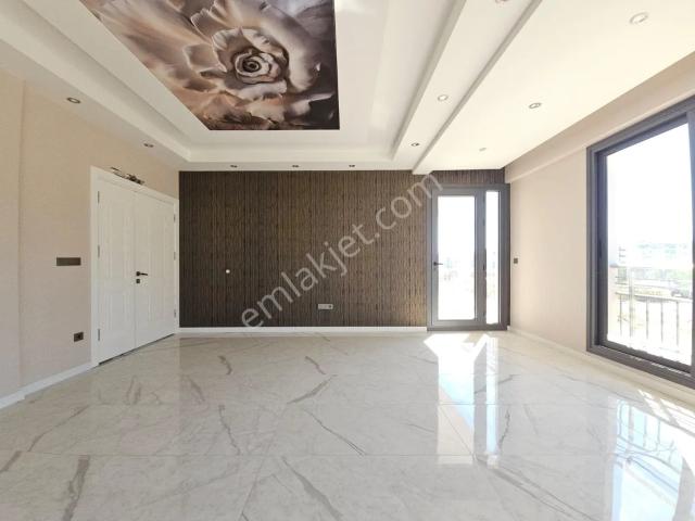 Yenişafak Mahallesin De 3+1 170 M2 Harika Konumda Kiralık Daire