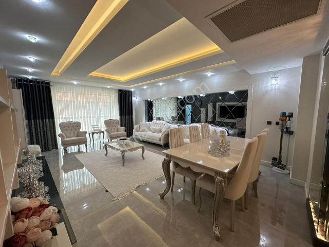 Yenişafak Satılık Lüks 4+1 220 Mt Geniş Daire