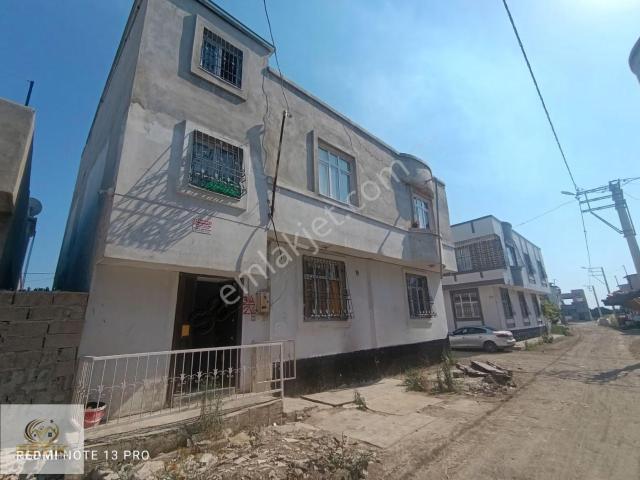 Yeni Akkapı Mh Köşe Başı 2 Katlı Bahçeli Müstakil Ev