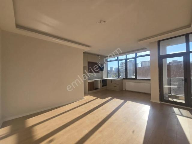 Yeni Bağlıca Mahallesi 2+1 Gün Işığı Alan Kiralık Daire