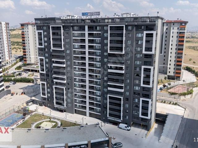 YENİ BATI LAVİVA ZİRVE SİTESİ'NDE LÜKS 3.5+1 SATILIK DAİRE