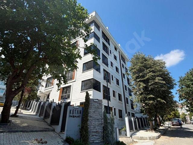 YENİ BİNA 2+1 GÜVENLİK KAPALI OTOPARK PARK CEPHE HEMEN TAŞIN