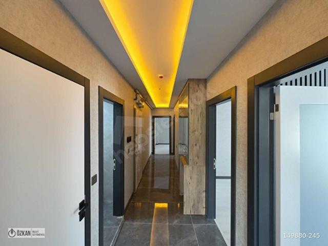 YENİ BİNADA OTURUMA HAZIR SIFIR 3+1 SATILIK LÜKS DAİRE