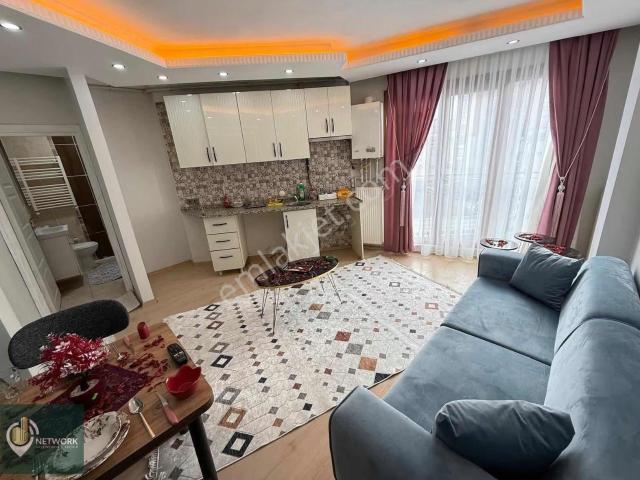 Yeni Bina 1.kat Full Sıfır Eşyalı 32 Bin Kiragetirir İskanlı 1+1