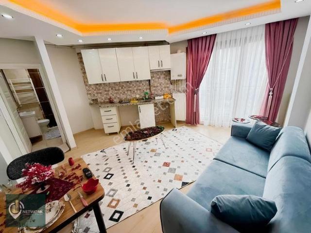 Yeni Bina 1.kat Full Sıfır Eşyalı 32 Bin Kiragetirir İskanlı 1+1