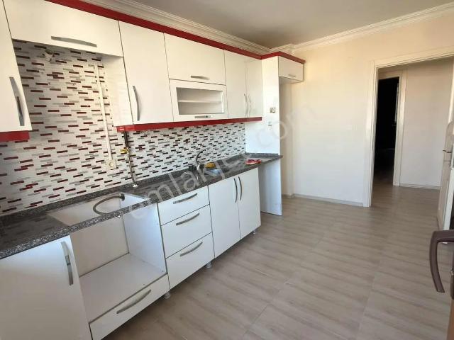 Yeni Bina 3+1 Ebveyn Banyolu Deniz Manzaralı Kiralık