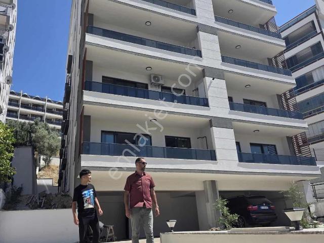 Yeni Binada 1+1 Ve 3+1 Fırsat Daireler