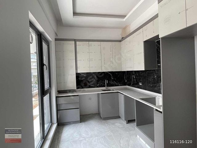 Yeni binada geniş kullanışlı 1+1 satılık daire