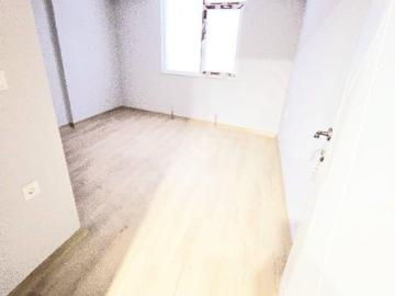 YENİBOSNADA YENİ DIFIR BİNADA GÜZEL YÜKSEK GİRİŞ