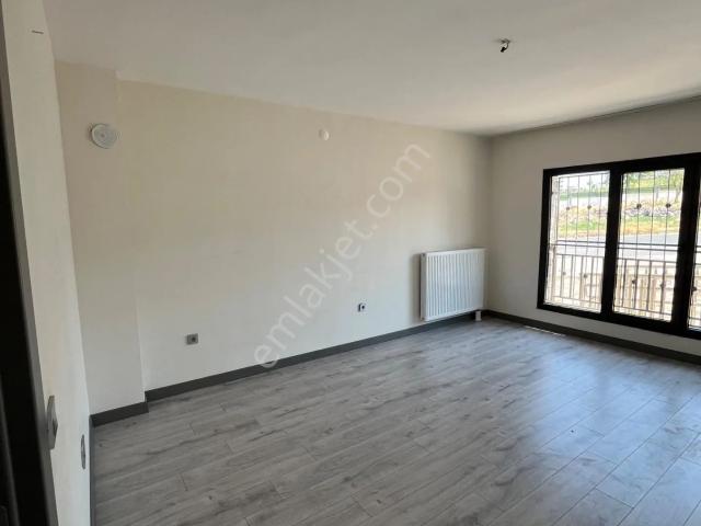 Yeni Cezaevi Arkası Toki De Kiralık Daire