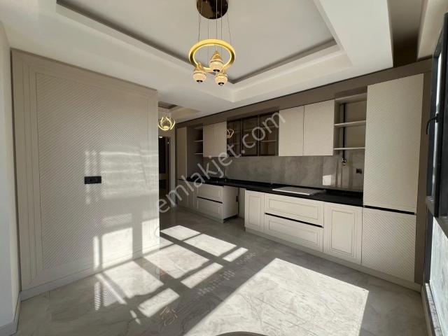 Yeni Cezaevi Karşısı Çeysa Goldhan Havuzlu 2.5+1 Lüks Daire
