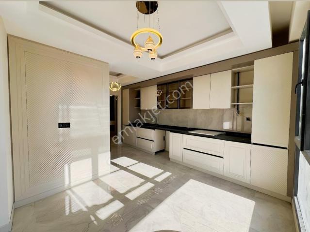 Yeni Cezaevi Karşısı Çeysa Goldhan Ultra Lüks 2,5+1 Daire