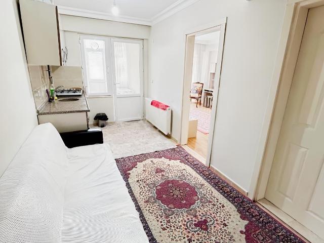 Yeni Devlet Hastanesi Yakını K.balkonlu Eşyalı 1+1 Kiralık Daire