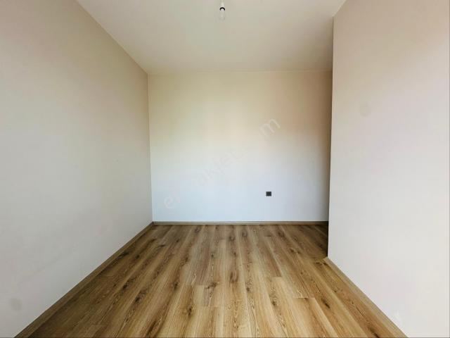 Yenişehir Çiftlikköy’de Kiralık 2+1 Daire