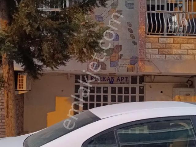 Yenişehir Öğretmen Evi Karşısında Kiralık 3+1