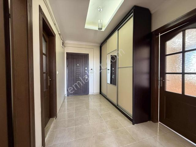 Yenişehir Mah.3+1 Manzaralı Geniş Ferah Kiralık Daire