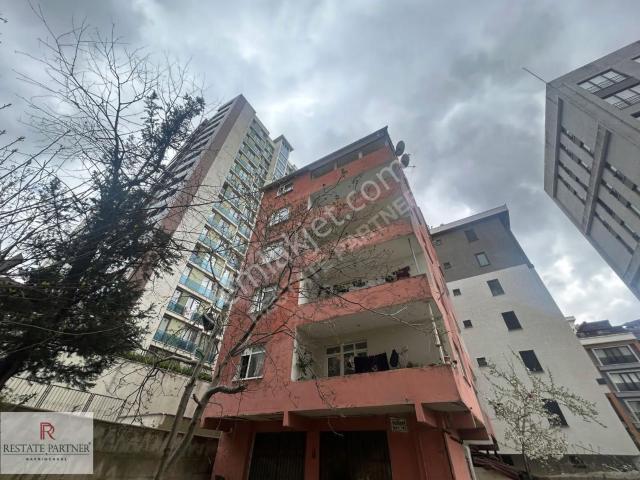 Yenişehir Mahallesin'de Net 100m2 2+1 Kiralık Daire