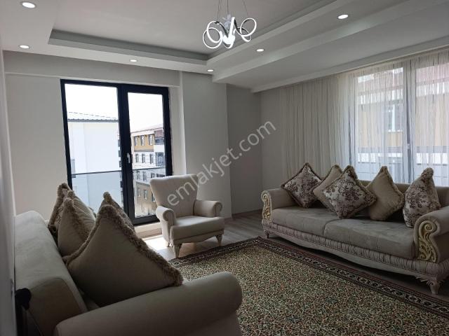 Yenişehir Mahallesi'nde Kiralık Eşyalı Tam Güney Cephe 2+1 Daire