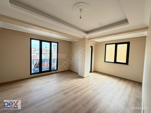 Yenişehir Sınırında Sıfır 3+1 Ebeveyn Banyolu Satılık Daire