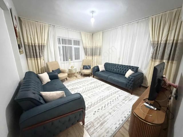 Yenişehir Veni Vidi Sokağı 3+1 Full Bakımlı Daire!