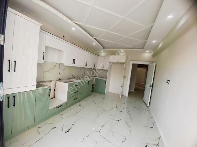 Yenişehirde Takasa Açık Güney Cephe Lüks 3+1 Daire