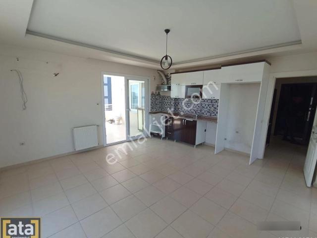 Yenişehirde Geniş Balkonlu 9katlının8.katı 2+1 Kiralık Daire