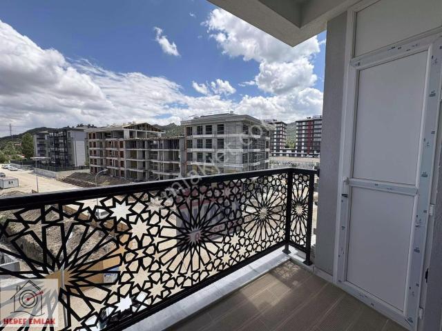 Yeni Emniyet Müd. Yanı Kiralık Ara Kat 2+1 60 M2 Daire
