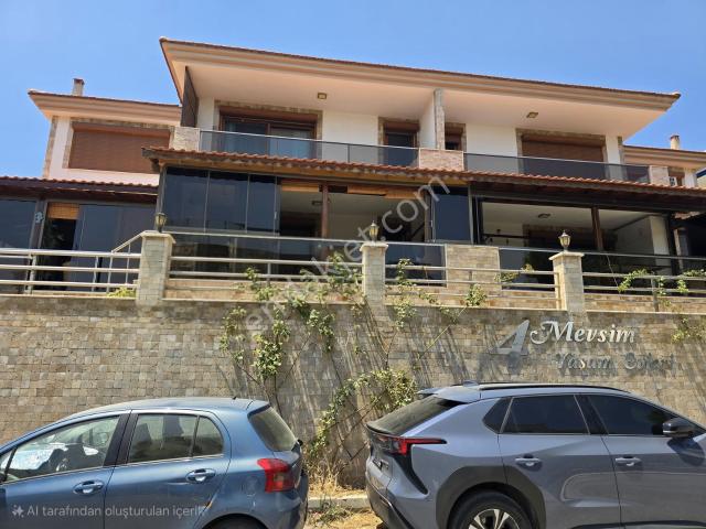 Yeni Foça Burunucunda Satılık 3+1 Villa