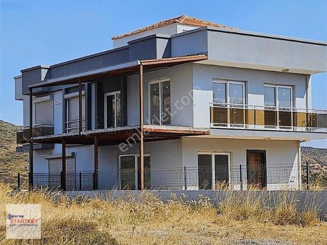 Yeni Foçada Deniz Manzaralı Satılık Dubleks