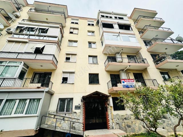 Yeni Girne Metropol Hst Yakını Doğalgazlı Ferah Kiralık 3+1