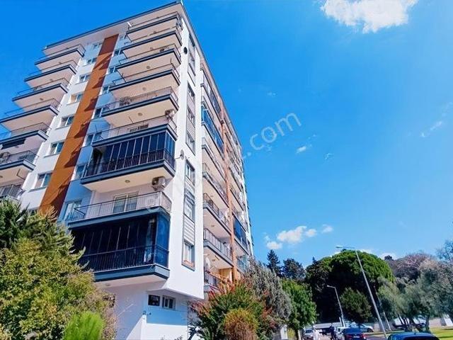 Yeni Girne Caddesine Yakın Geniş Full Eşyalı 3+1 Kiralık Daire