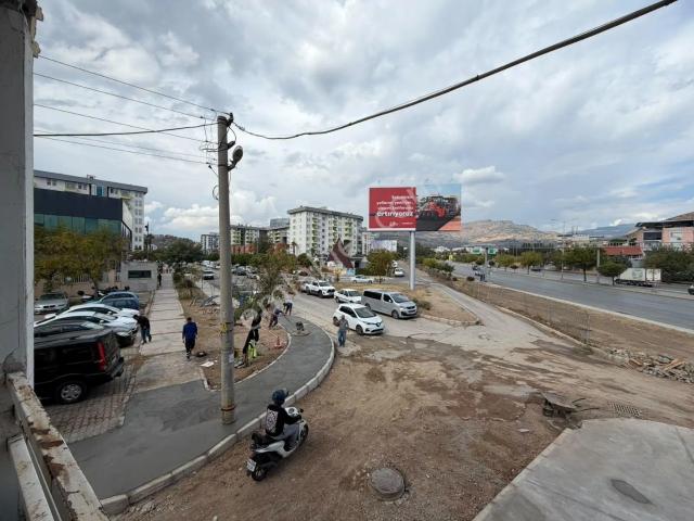 Yeni Girne Süper Lokasyonda Kiralık 2+1 105 M2 Daire