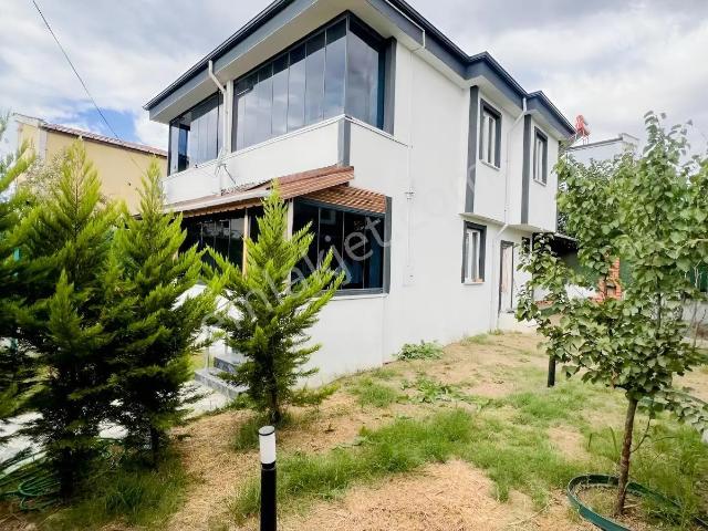 Yeniçiftlik 2+1 Cam Balkonlu Müstakil Kiralık Villa