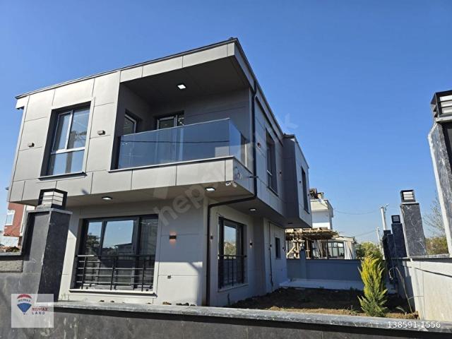 Yeniçiftlikte Lüks 3+1 Müstakil Villa Havuzlu, Akıllı sistem