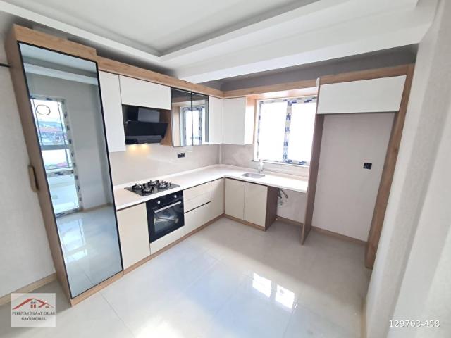 YENİKENT'TE SON KAT KOMBİ PETEK CAM BALKON ANKASTRE FUL TESLİM!