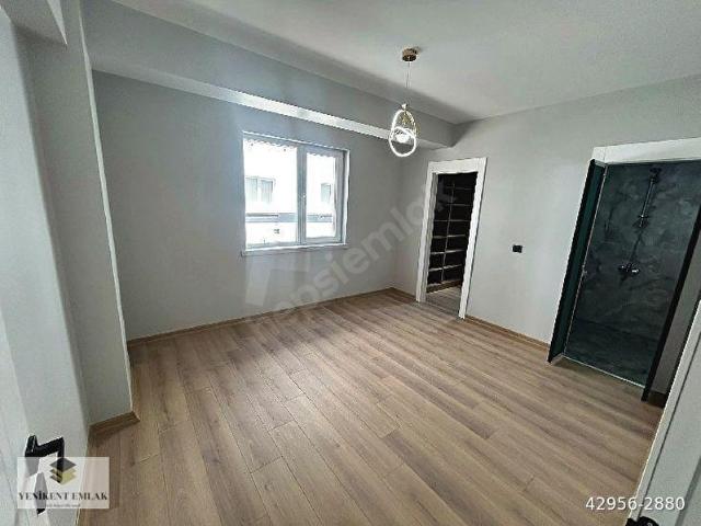 YENİKENT EMLAK'TAN ARA KATTA ULTRA LÜX SATILIK 140M2 DAİRE