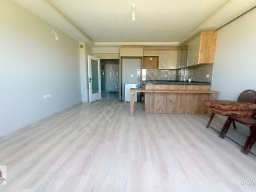 YENİKENT MELİHGÖKÇEK BULVARINDA KATTA SIFIR İSKANLI TERAS BALKON
