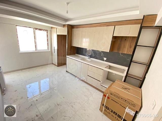 YENİKENT MUSTAFA KEMAL MH 3+1 LÜX YAPILI E.BANYOLU SIFIR DAİRE